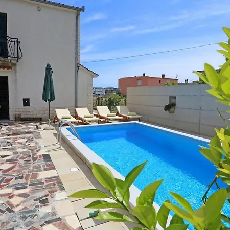 Ana With Private Pool شقة *