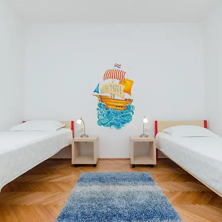 Apartment Ana With Private Pool