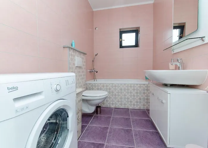 Ana With Private Pool *