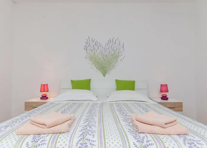Ana With Private Pool Appartement Solin